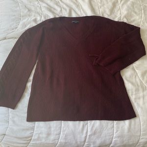 American Eagle Maroon Sweater (Size Medium)